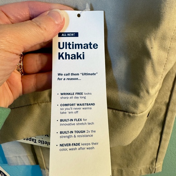 NWT Old Navy, Athletic Taper Ultimate Khaki pants , size 34X32. - Picture 4 of 5